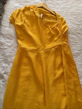 SHEIN Yellow Wrap-Style Short Sleeve Jumpsuit